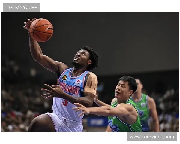 北京大胜新疆展现冠军级别风采